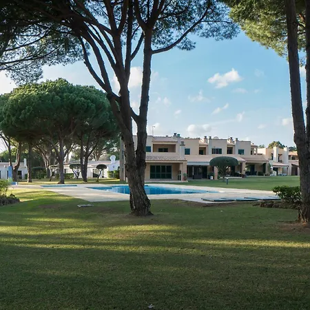 Holiday home Vilamouratenis *