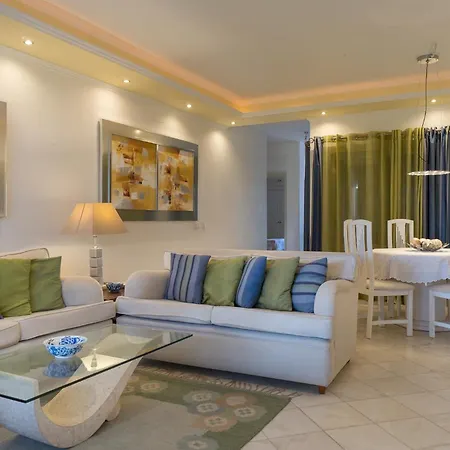 Holiday home Vilamouratenis *